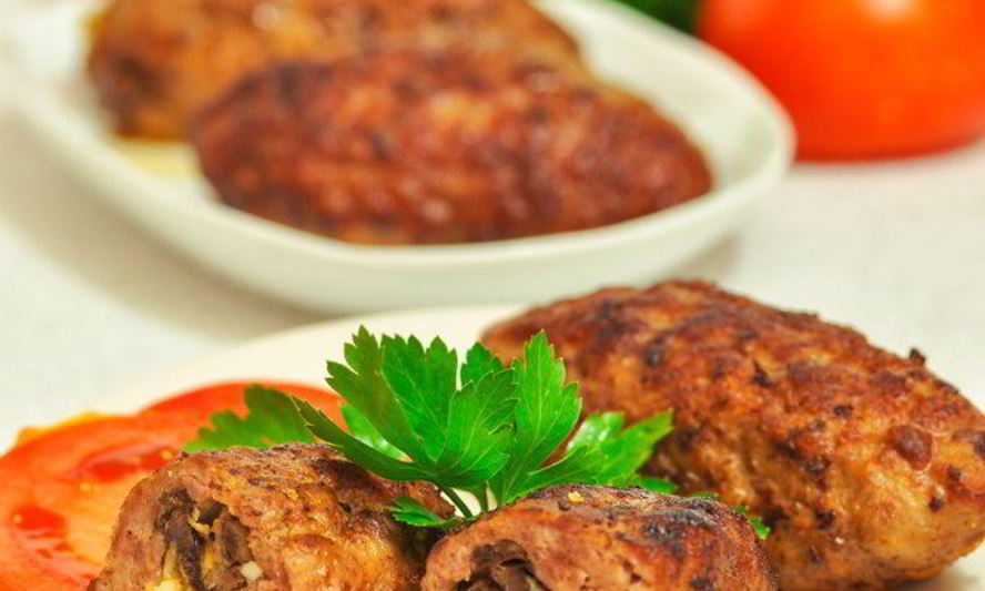 Рецепт зразы с грибами, луком и яйцом