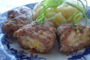 Зразы с яично-сырной начинкой