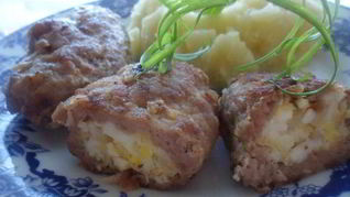 Зразы с яично-сырной начинкой