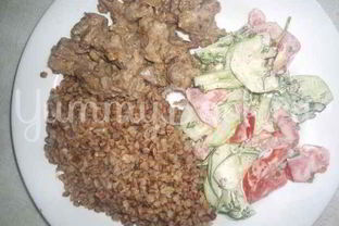 Бефстроганов и гречневая каша