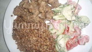 Бефстроганов и гречневая каша