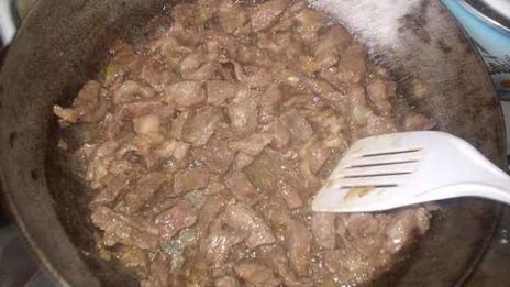 бефстроганов и гречневая каша