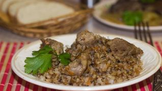 Гречка по купечески со свининой