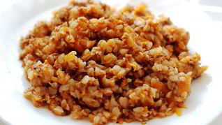 Гречка с фаршем в мультиварке