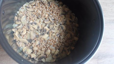 гречка с грибами и луком в мультиварке