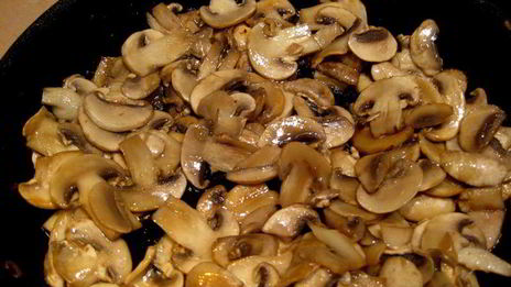 гречка с грибами в горшочке