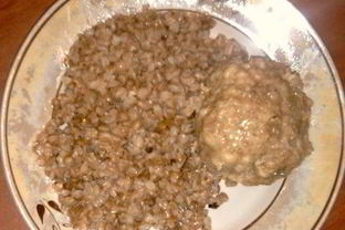 Гречка с котлетами в мультиварке