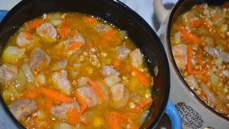 гречка с мясом в горшочке