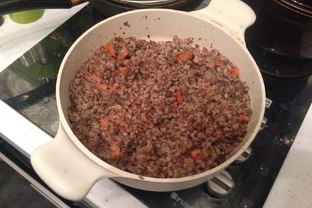 Гречка с вешенками, луком и морковью