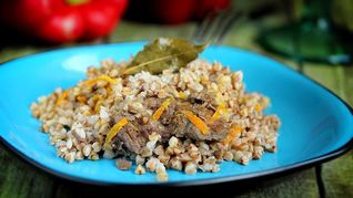 Гречневая каша с тушенкой в мультиварке