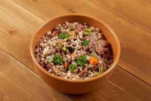 Гречневая каша с тушенкой