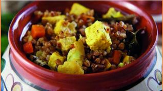 Вегетарианская гречка с овощами