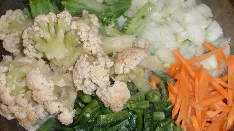 зеленая гречка с овощами