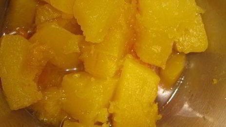 каша из тыквы в тыквенном горшочке с грецкими орехами