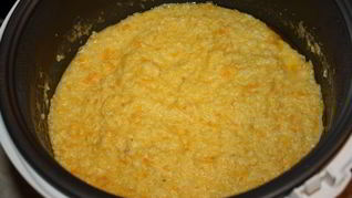 Каша кукурузная на молоке в мультиварке