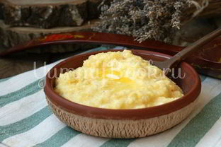 Кукурузная каша на молоке в мультиварке