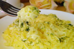 Кукурузная каша с сыром