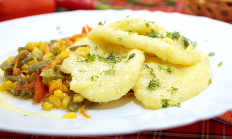 Рецепт кукурузная полента с овощами