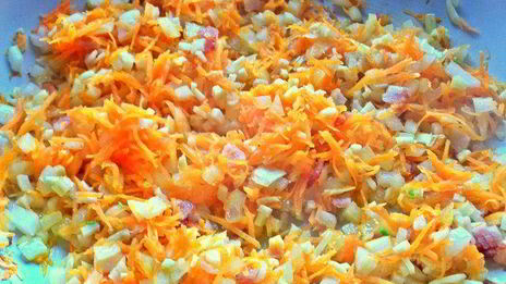 полента с беконом и овощами