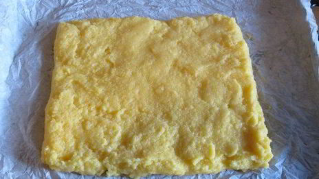 полента с мясным рагу