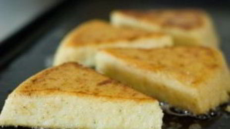 полента с помидорами