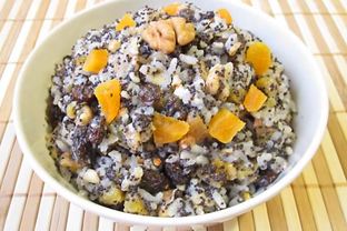 Кутья на Рождество из риса с изюмом