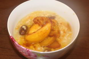 Овсяная каша с нектаринами