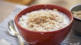 Овсянка с кефиром на завтрак