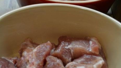 перловая каша с мясом и грибами в горшочке