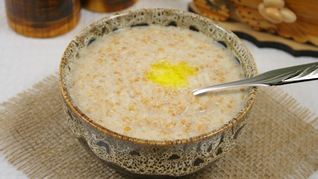 Пшеничная каша на молоке в мультиварке