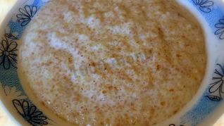 Пшеничная каша на воде со сливочным маслом в мультиварке