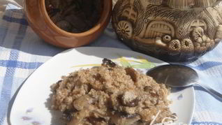 Пшеничная каша с грибами Вкуснотеево