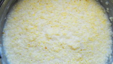 пшенная каша с медом и изюмом