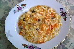 Пшенная каша с тыквой и изюмом