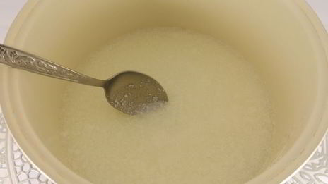 молочная рисовая каша с изюмом и кокосовой стружкой в мультиварке