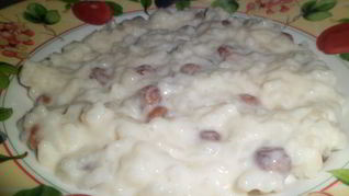 Рисовая каша молочная с изюмом