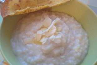 Рисовая каша с кокосом