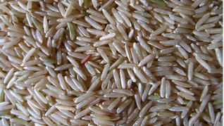 Рисовая каша с яблоками и инжиром