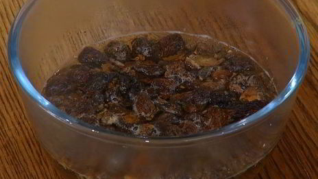 рисовая каша со сморчками и зеленым горошком