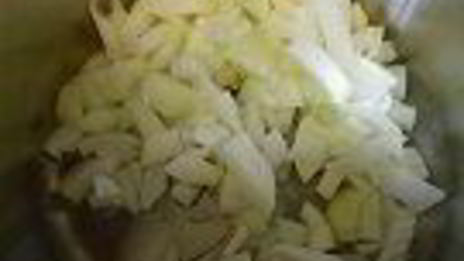 русская полевая рисовая каша с мясом