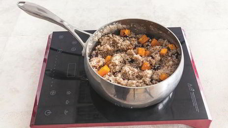 ячневая каша с печеной тыквой и клюквой