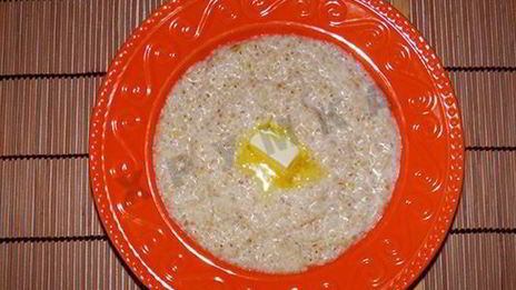 ячневая каша в мультиварке на молоке классическая