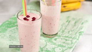 Бананово-клубничный коктейль