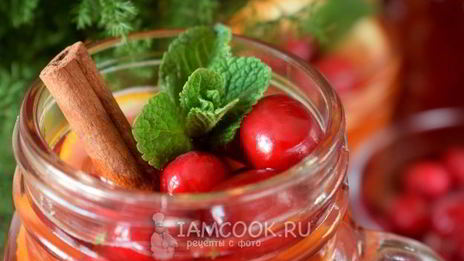 безалкогольный клюквенный пунш