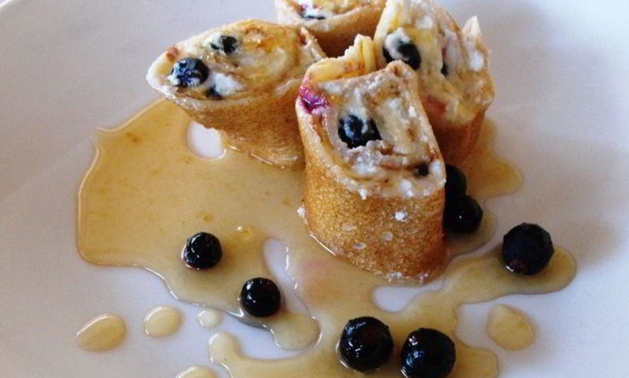 Рецепт блинчики филадельфия с кленовым сиропом