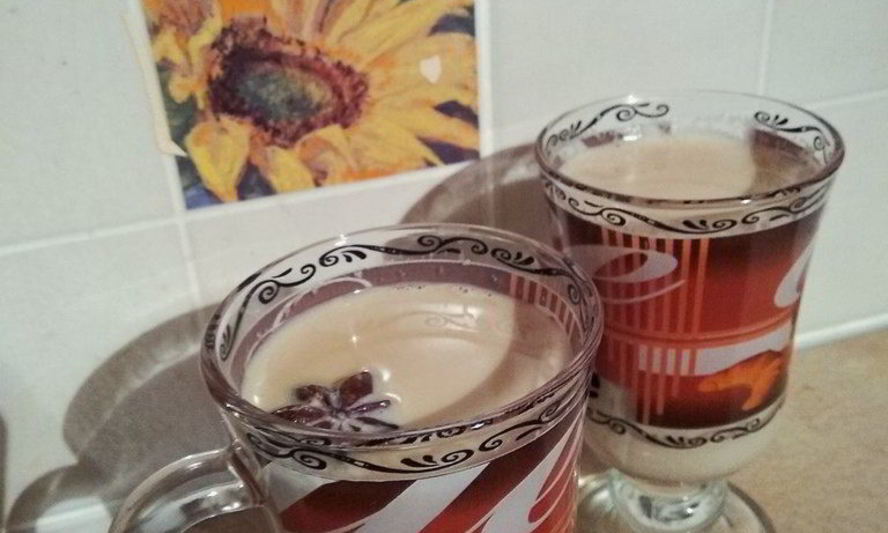 Рецепт чай с молоком и специями