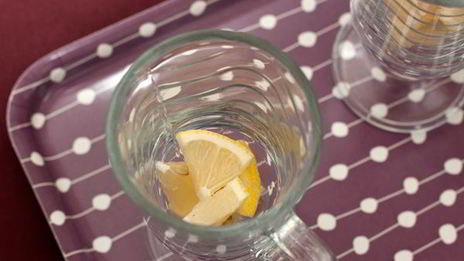 имбирный чай с клубникой