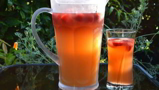 Персиковый холодный чай
