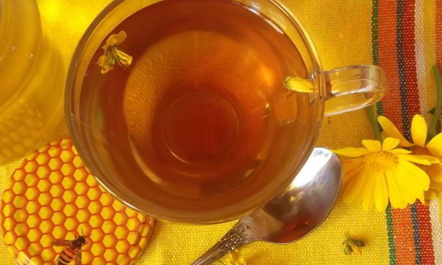 Рецепт травяной чай с мелиссой и зверобоем