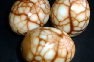 Яйца с чайной сеточкой по-китайски